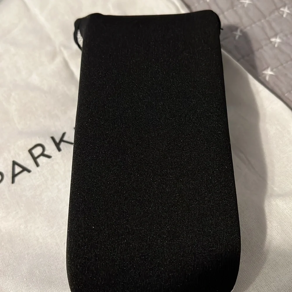 Eyeglass cases - Picture 9 of 10